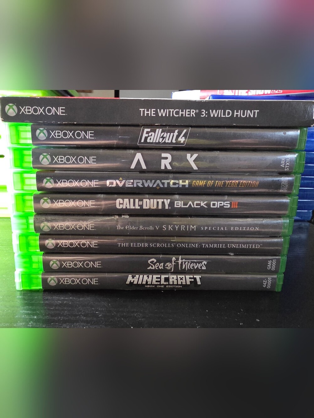 Xbox One Game Lot Minecraft Skyrim Witcher Fallout Ark Call of Duty Sea Thieves